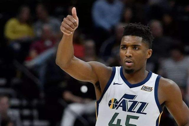 以两张强势 以两张强势